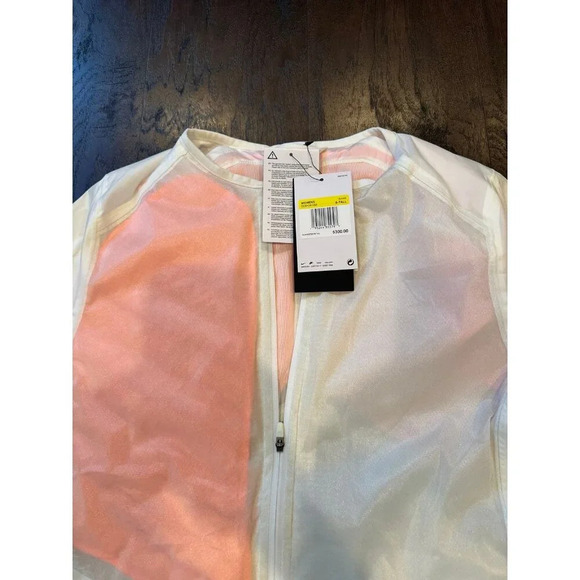 NWT Nike Storm-fit Jacket Adv Running Run Division  Whistle‎ Women’s - Picture 2 of 3